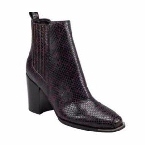 Marc Fisher LTD Taline Croc Embossed Leather Block Heel Ankle Boots 8.5 NWOT